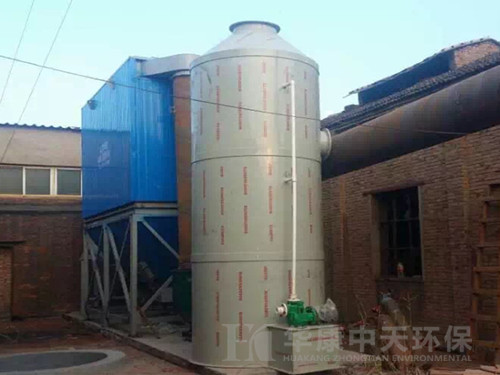 華康環保為遼寧生產的4噸鍋爐除塵器現場安裝圖